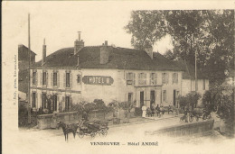 10- Aube _  Vendeuvre _ Hotel André(Cariole ) - Andere & Zonder Classificatie