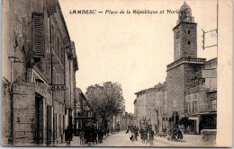 13 LAMBESC - Place De La République Et Horloge - Lambesc