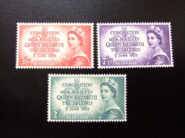AUSTRALIA - AUSTRALIE - 1953 - COURONNEMENT ELIZABETH II - CORONATION - YVERT & TELLIER Nº 199 / 201 ** MNH - - Mint Stamps