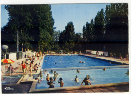 VOUILLE La BATAILLE. - La Piscine.  CPM - Vouille