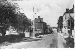 Delcampe - Trun.. Route D'Argentan.. Voiture - Trun