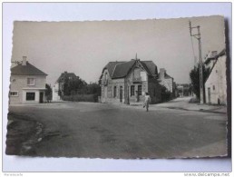 M835 *   La Guerche De Bretagne  Le Bouridal Rue De Vitré Et Le Verdun - La Guerche-de-Bretagne