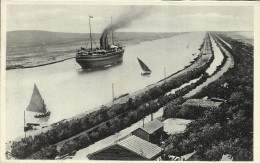 EGYPTE - CANAL DE SUEZ - Bateau Entrant  Le Canal Près De PORT SAID - Suez