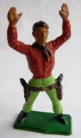 FIGURINE STARLUX COWBOY Bras Levés 2 -  SERIE ORDINAIRE  1957 Réf 126 Chemise Rouge - Starlux