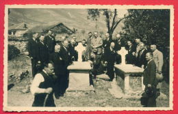 157690 / FUNERAL , GRAVE Memorial Service FELLOW OF THE DEAD , VILLAGE MONTAIN Bulgaria Bulgarie Bulgarien Bulgarije - Funerales