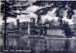 Torino - Il Po - Castello Medioevale - Formato Grande Non Viaggiata - Fiume Po