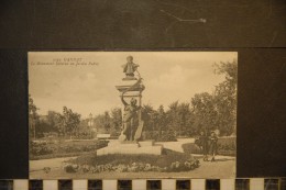 CP, 03, GANNAT Le Monument Delarue Au Jardin Public N°3029 Edition VDC - Andere & Zonder Classificatie