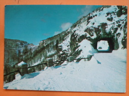 V09-88-C-vosges-le Tunnel De La Schlucht- Col De La Schlucht- Neige-- - Ohne Zuordnung