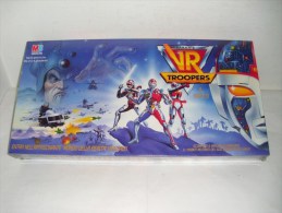 MB - VR  TROOPERS - Andere & Zonder Classificatie