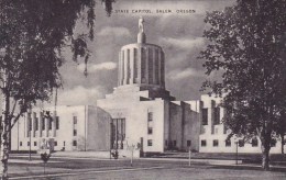 State Capitol At Salem Oregon - Salem