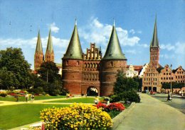 Lübeck - Blick Auf Sankt Marien Holstentor Und Sankt Petri 3 - Lübeck