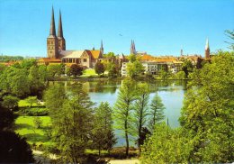 Lübeck - Mühlenteich Mit Dom Und Türmen Der Stadt - Luebeck