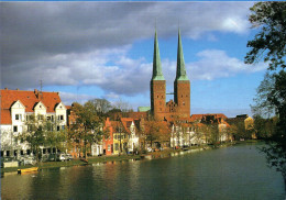 Lübeck - Obertrave Mit Blick Auf Den Dom Zu Lübeck - Luebeck