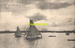 CPA BREDENE BREEDENE SUR MER BARQUES DE PECHE - Bredene