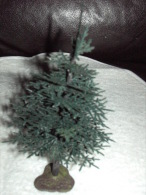 Britains  Fir Green Tree.    Vers 1962. - Blumen