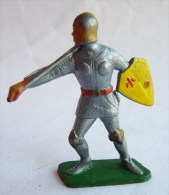 FIGURINE STARLUX -  SOLDAT MEDIEVAL CHEVALIER HOMME D´ARME FAUX MPC43 Incomplet - Starlux