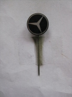 Pin Mercedes (GA03571) - Mercedes