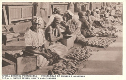 Lourenço Marques - Maputo - Vendedeiras De Mangas - Mercado - Costumes - Moeurs -  Ethnique - Ethnic - Moçambique - África