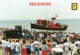 Postcard - Skegness Lifeboat, Lincolnshire. SKEG103 - Altri