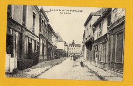 La Guerche De Bretagne 35 - Nombreux Commerces - Coiffeur - Bar "La Belle Jardinière - Maison Ferrier Rouault - La Guerche-de-Bretagne