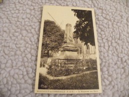 A223.  CPA  63. MONTAIGUT-en-COMBRAILLES. Le Monument Aux Morts.   Beau Plan. Non Ecrite - Montaigut