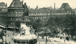 France - PARIS. - Place De La Republique. - Republic Place. [CPA Postcard] - Statues