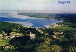 SANGUINET (Landes) - Panoramique (Vue Aérienne) Sur Le Village Et Le Lac, Avec Au Loin, La Dune Du Pyla. -  2 Scans - Villeneuve De Marsan