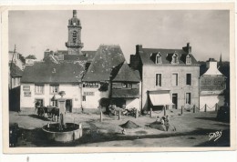 CHATEAUNEUF DU FAOU - Place De La Résistence - Châteauneuf-du-Faou