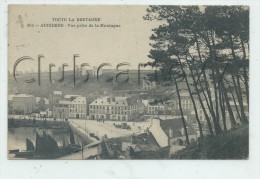 Audierne (29) : Vue Sur L'Hôtel Du Commerce Place Du Port Et Vue Sur Le Moulin Sur La Montagne  En 1910 (animé)  PF. - Audierne