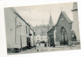 29591  -   Florennes  Chapelle Et Rue De  St  Roch - Florennes