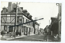 CPSM - En Passant Par .....Yerville - Rue Du Bourg - Yerville