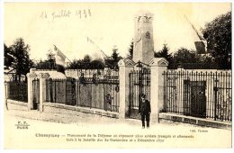 51 CHAMPIGNY MONUMENT DE LA DEFENSE OU REPOSENT 2300 SOLDATS FRANCAIS ET ALLEMANDS - Champigny