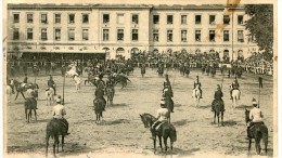 CPA 49  SAUMUR CARROUSEL REPRISE DE SAUTEURS 1904 - Saumur