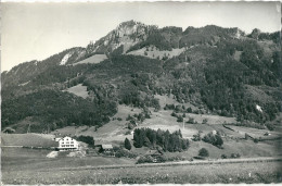 Siusse      BROC  , Chalet De Vacances  " L 'AVENIR "  Et La Dent Du ROC - Broc