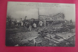 C P Catastrophe De Courville Rencontre Du Rapide Paris Brest Avec Un Train De Marchandises - Catástrofes