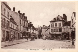 Delcampe - 60. Mouy. Place Cantrel - Mouy