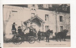 Mail Coatch Attelage 4 Chevaux - Taxis & Cabs