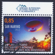 2013 SAN MARINO "20° ANNIVERSARIO SIMPOSIO MONDIALE UFO" SINGOLO ANNULLO PRIMO GIORNO - Gebruikt