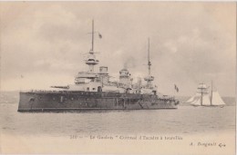 Cpa,bateau De Guerre,rare,"le Gaulois",cuirassé D´escadre à Tourelles,fiertée De La France - Warships