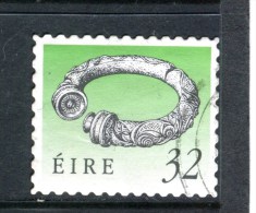 IRLANDE - Y&T N° 782° - Collier De Broighter - Oblitérés