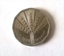 URUGUAY - 2 Nouveaux Pesos 1981 - - Uruguay