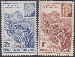 Colonie Fr. Maréchal Pétain Détail De La Série ** Madagascar N° 229 Et 230 Transport En Filanzane - 1941 Série Maréchal Pétain