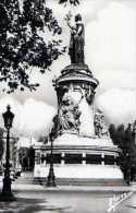 75  PARIS Statue De La Republique, Marco - Estatuas