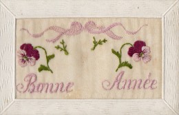 CPA 1007 - Carte Brodée De Bonne Année - Fleur - New Year