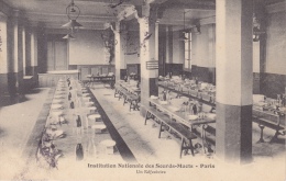 INSTITUTION NATIONALE DES SOURDS MUETS UN REFECTOIRE - Enseignement, Ecoles Et Universités