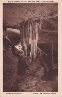 CPA Les Grottes Des Planches Près Arbois - Rivière Souterraine - La Stalactite Géante (11104) - Arbois