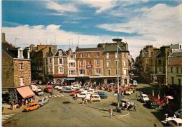 DINARD LA PLACE DE LA REPUBLIQUE - Dinard