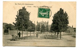 CPA   51  : VERTUS  Place  Du Marché Aux Chevaux   1907    A  VOIR  !!!!!!! - Vertus