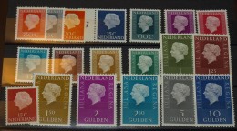Nederland   Michel Nr: Lot Juliana  ** MNH Postfrisch  #4171 - Collections