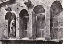 CPSM Flavigny-sur-Ozerain - Maison Du XII S. Avec Vierge (11146) - Venarey Les Laumes